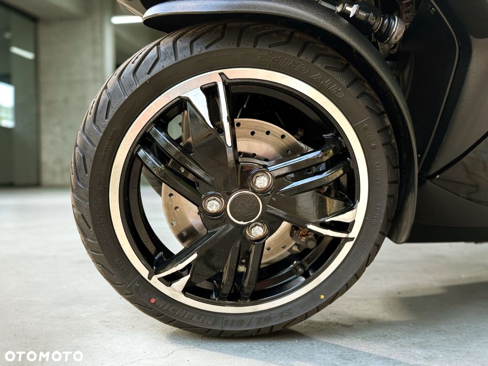 Peugeot Metropolis - 13