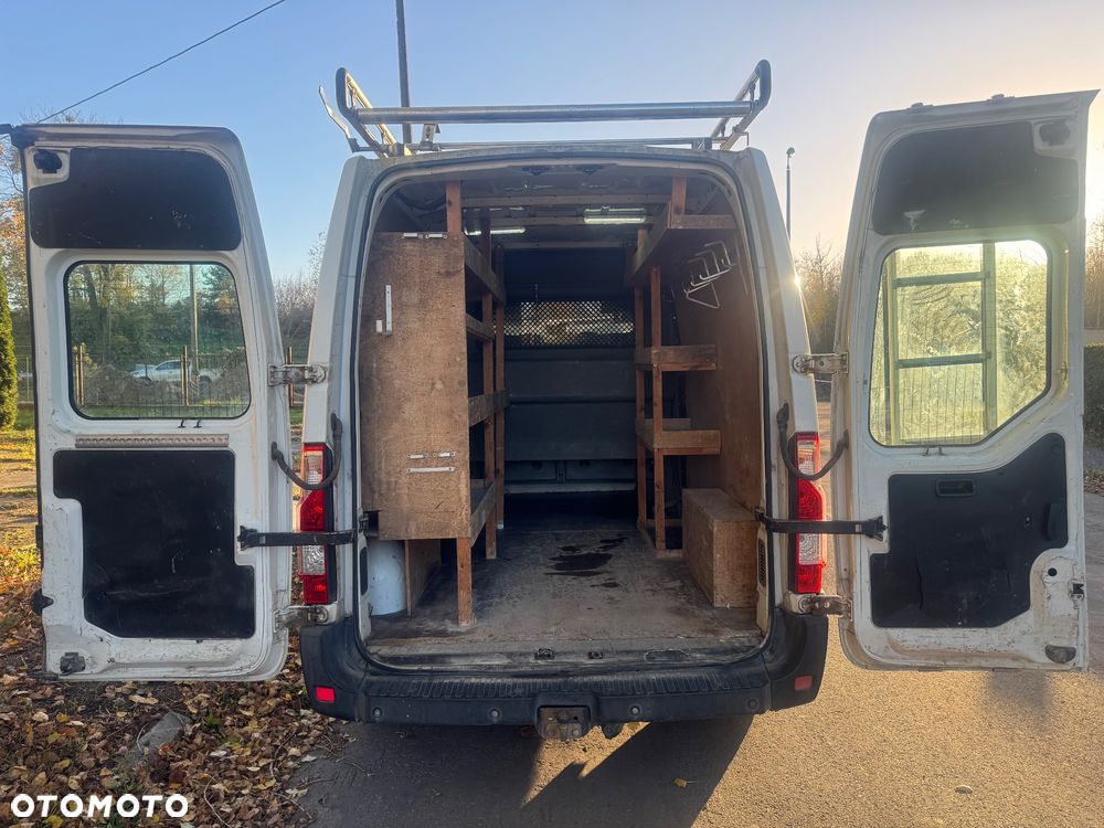 Nissan NV400 - 15