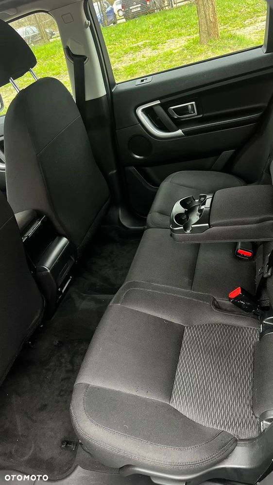 Land Rover Discovery Sport 2.0 TD4 HSE Luxury - 8