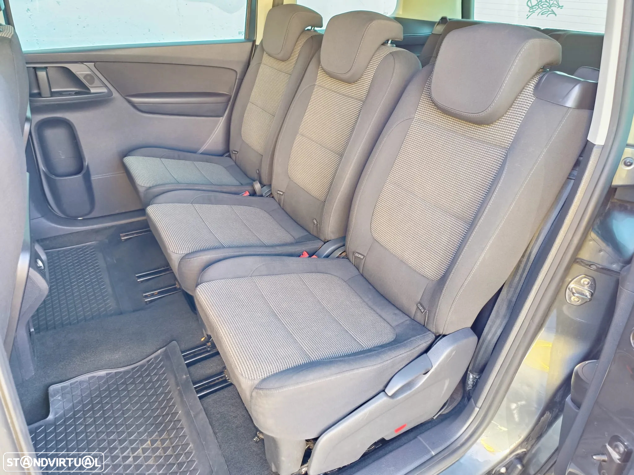 VW Sharan 2.0 TDI Confortline - 26