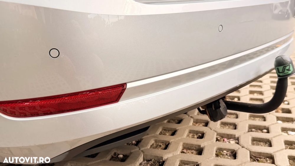 Skoda Octavia 2.0 TDI DSG Ambition - 4