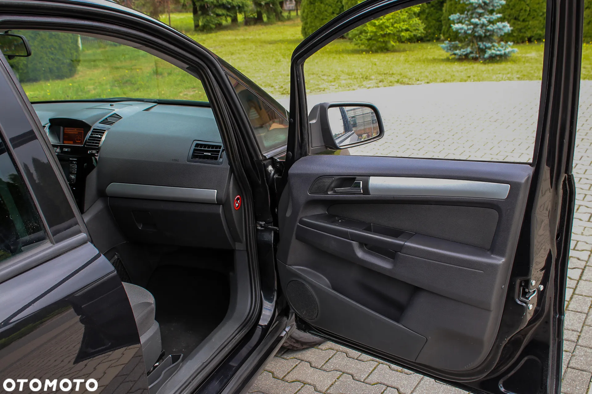 Opel Zafira 1.8 Navi - 21