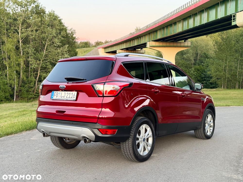 Ford Kuga 2.0 TDCi 2x4 Titanium - 18