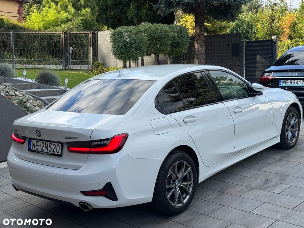 BMW Seria 3 320i xDrive Advantage sport - 31