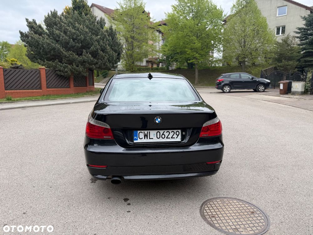 BMW Seria 5 520d - 8