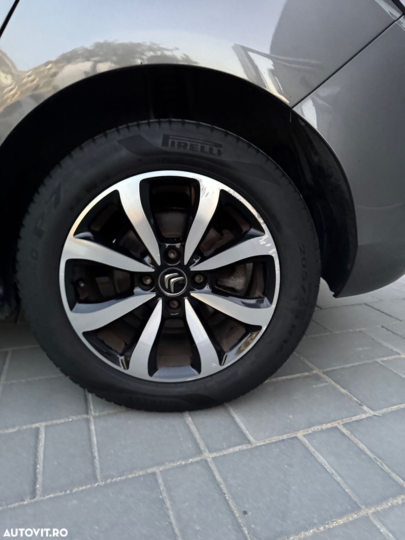 Citroën C4 BlueHDi 120 Stop&Start EAT6 Shine - 29