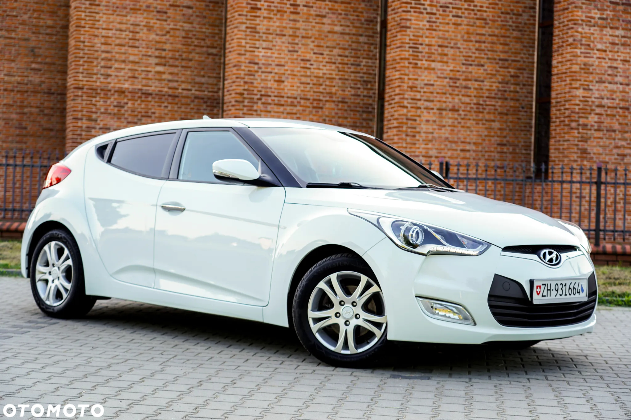 Hyundai Veloster 1.6 blue Premium - 12