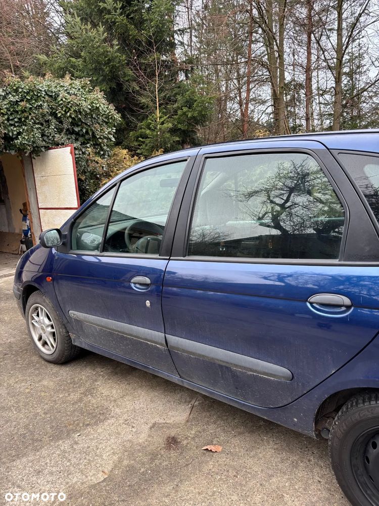 Renault Scenic 1.9 dCi EXpression - 2