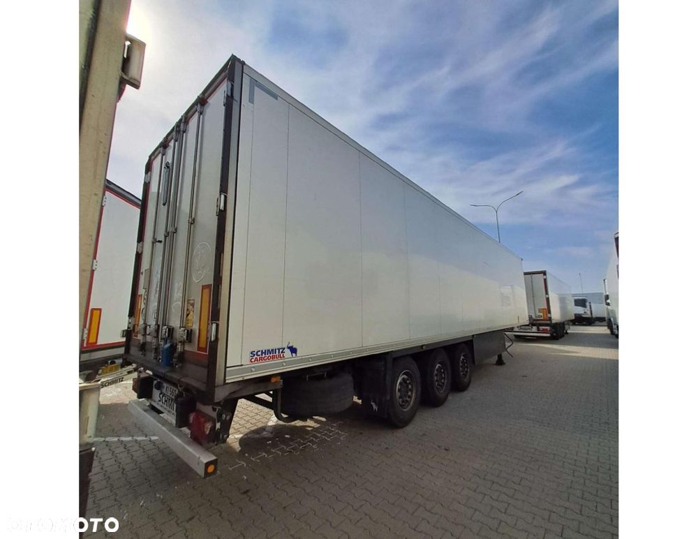 Schmitz Cargobull SKO FP 60 ThermoKing SLXi 300 - 7