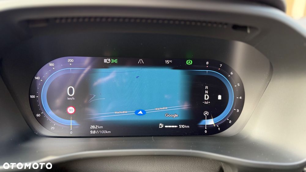 Volvo XC 40 B3 Plus Dark - 19