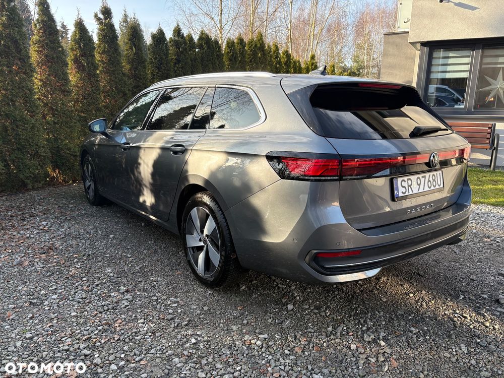 Volkswagen Passat 2.0 TDI SCR DSG Business - 4