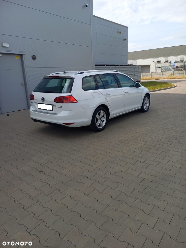 Volkswagen Golf Variant - 10