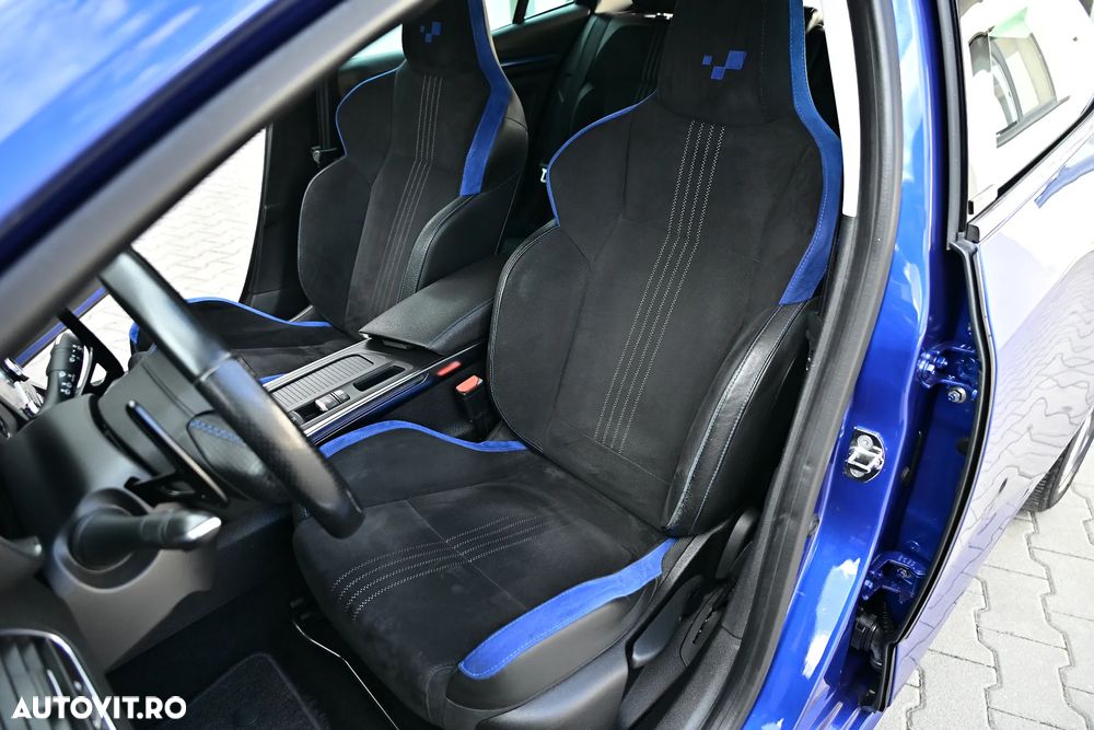 Renault Megane ENERGY TCe 205 EDC GT - 14