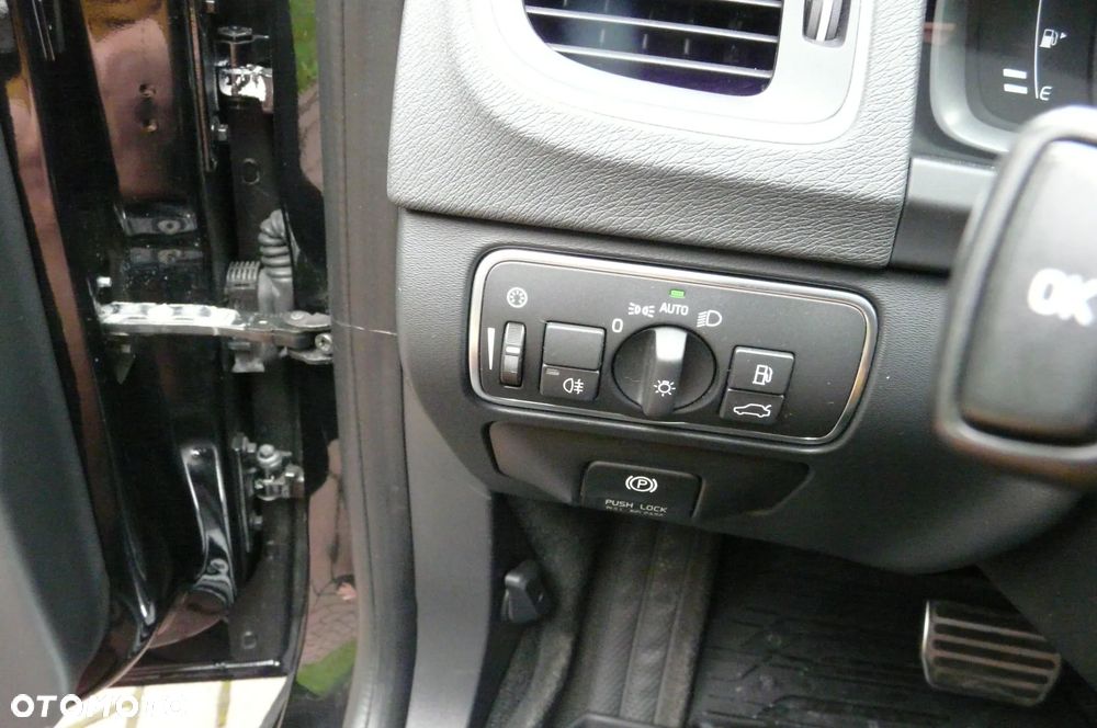 Volvo V60 D4 AWD Geartronic - 14