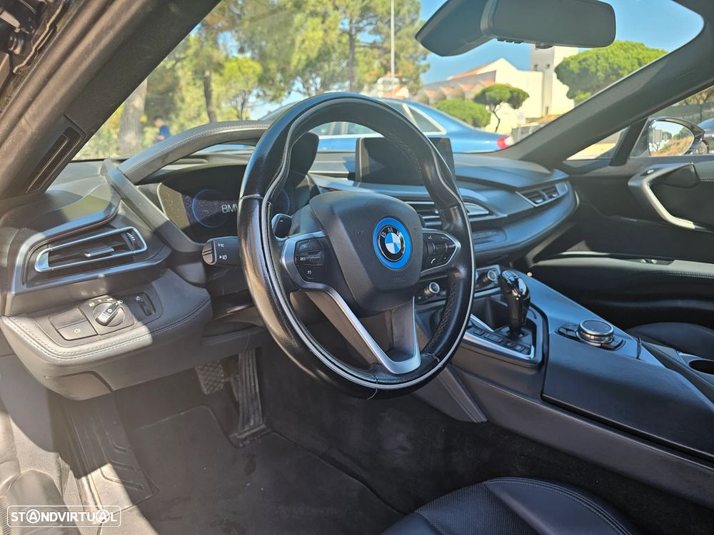 BMW i8 - 13