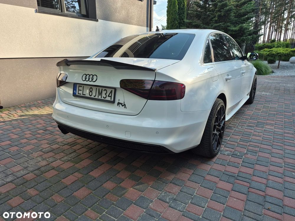 Audi A4 Limousine - 10