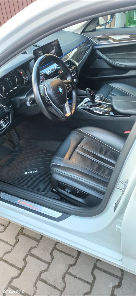 BMW Seria 5 525d Luxury Line - 7