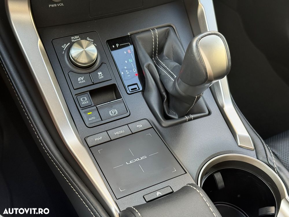 Lexus Seria NX 300h E-FOUR Luxury Line - 15