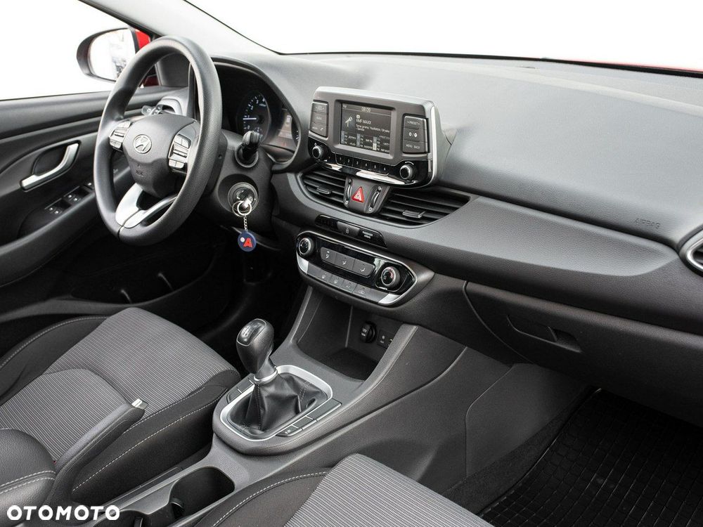 Hyundai i30 1.4 Classic + - 25