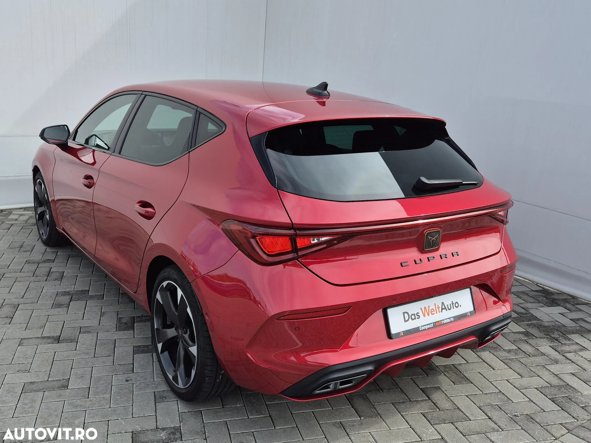 Cupra Leon 1.5 eTSI MHEV - 3