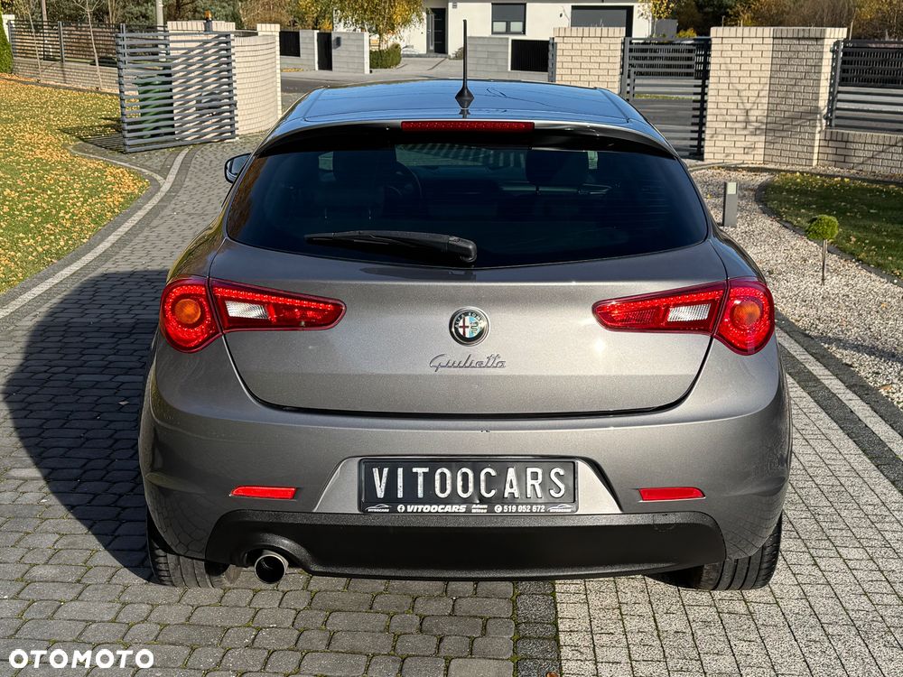 Alfa Romeo Giulietta ver-1-4-tb-sport - 19