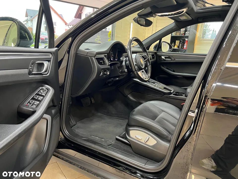 Porsche Macan Standard - 14