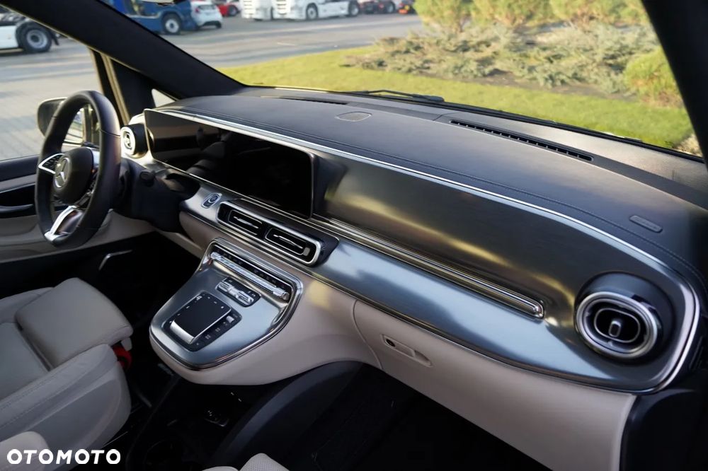 Mercedes-Benz Klasa V 300 d 4-Matic 9G-Tronic (d³ugi) - 27