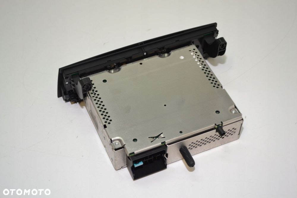 BMW E81 E87 E90 E91 LCI CD Radio Samochodowe Business 9229241 - 3