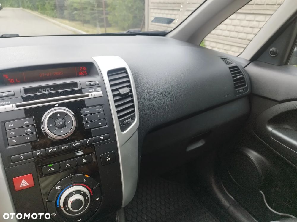 Kia Venga 1.4 M - 16