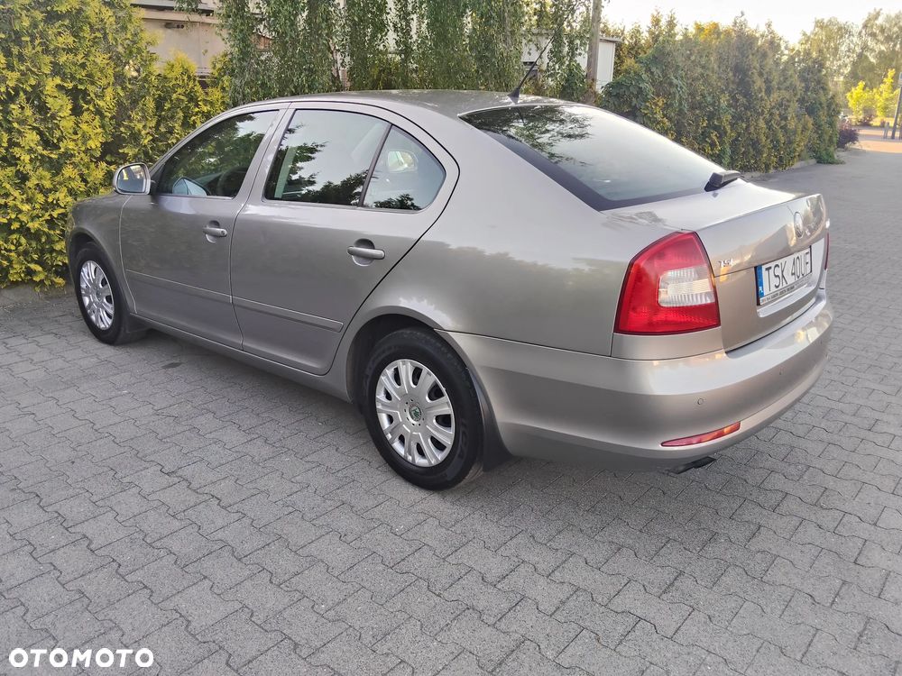 Skoda Octavia 1.4 TSI Ambiente - 4
