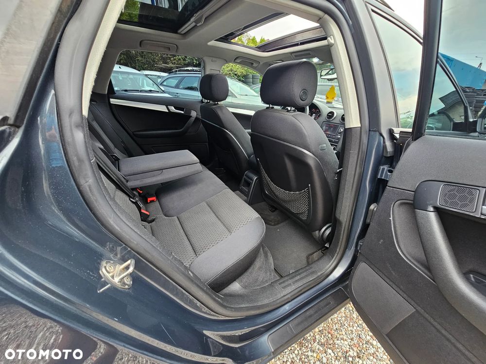 Audi A3 Sportback 1.8 TFSI Quattro Attraction - 8