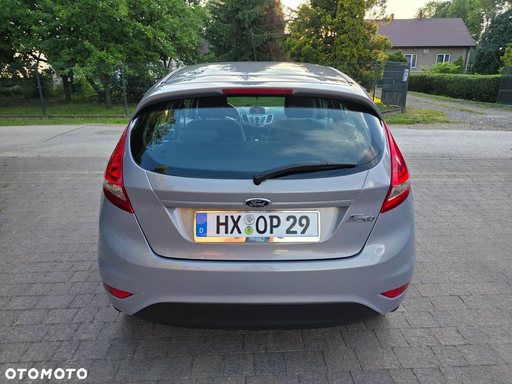 Ford Fiesta 1.4 Champions Edition - 6