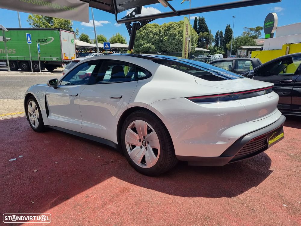 Porsche Taycan Standard - 13