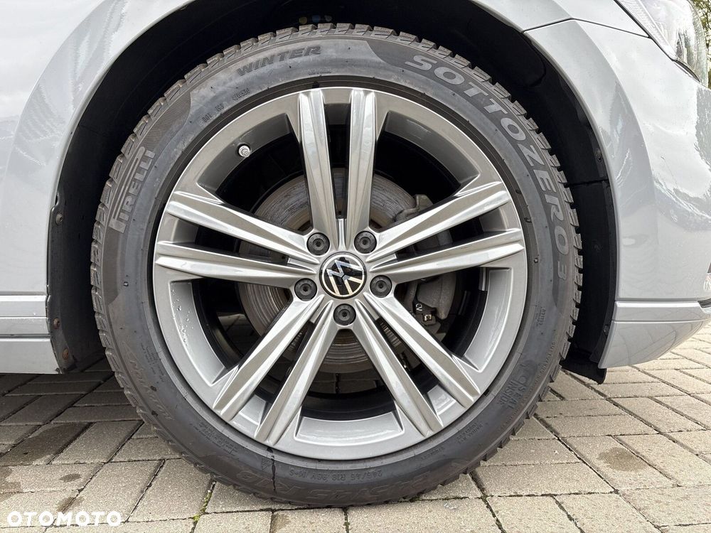 Volkswagen Passat 2.0 TDI SCR Style DSG - 10