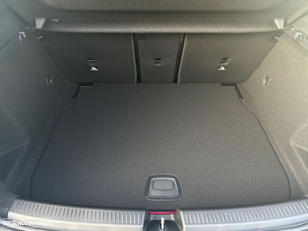 Mercedes-Benz A 180 d - 12