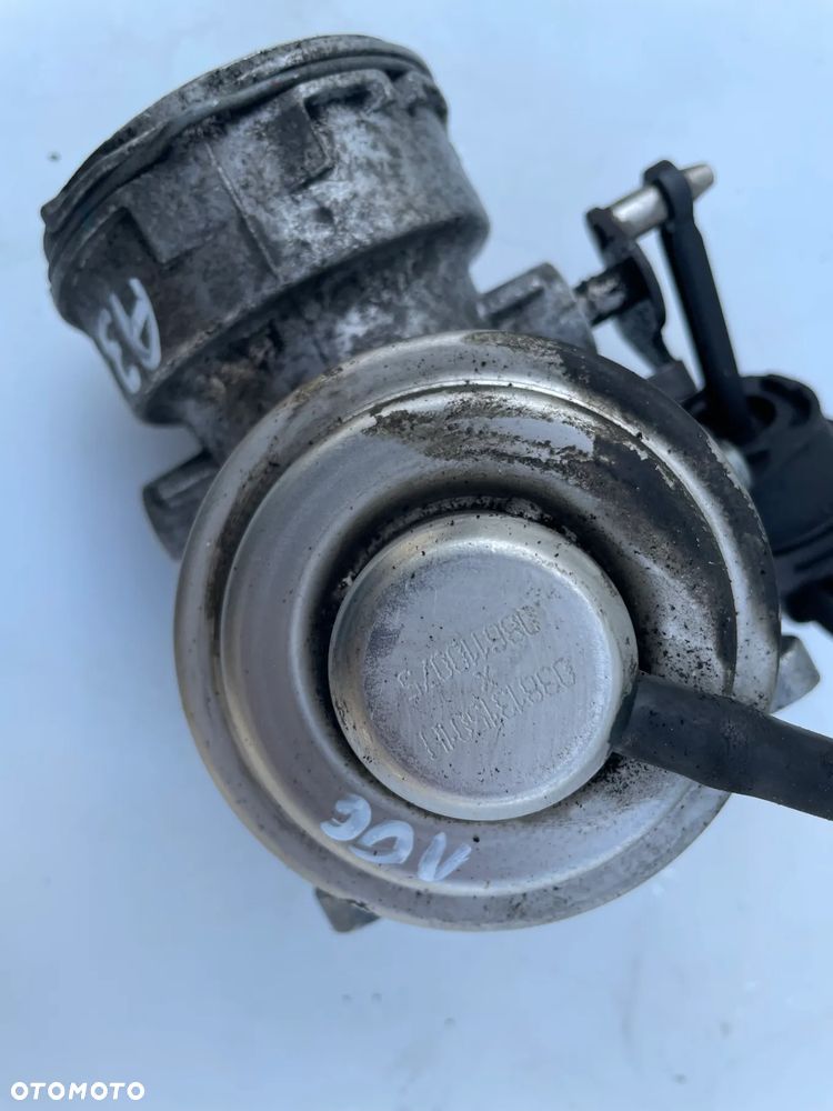 ZAWÓR EGR AUDI A3 8L GOLF IV SEAT LEON I 1.9 TDI ASZ 038131501H - 2