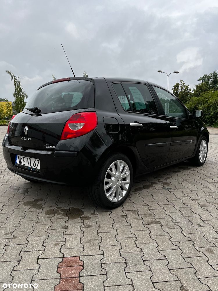 Renault Clio 1.2 TCE Alize - 4