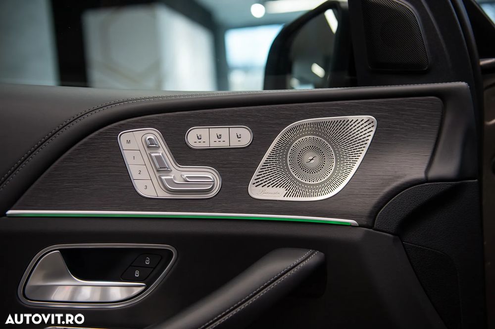 Mercedes-Benz GLS - 10