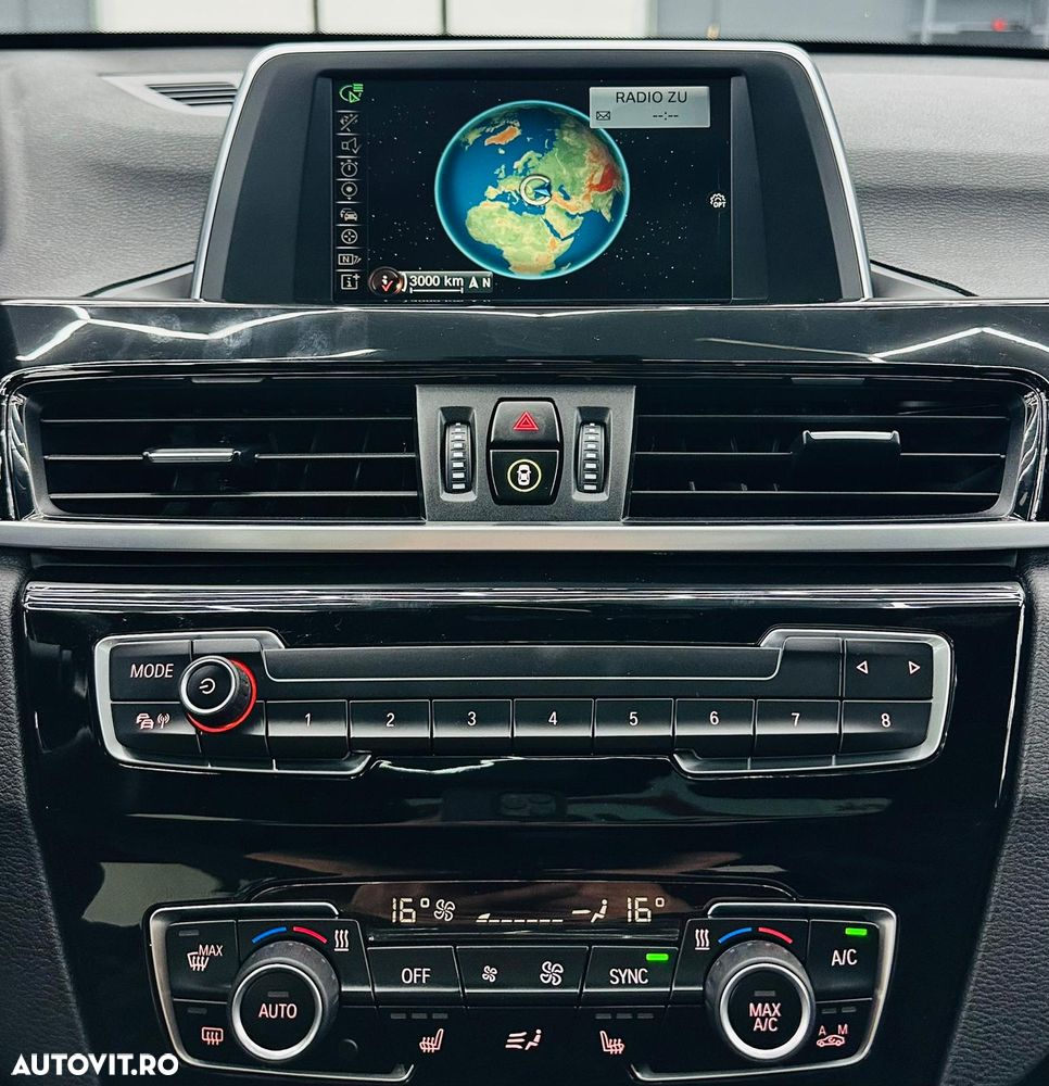 BMW X1 xDrive18d xLine - 27
