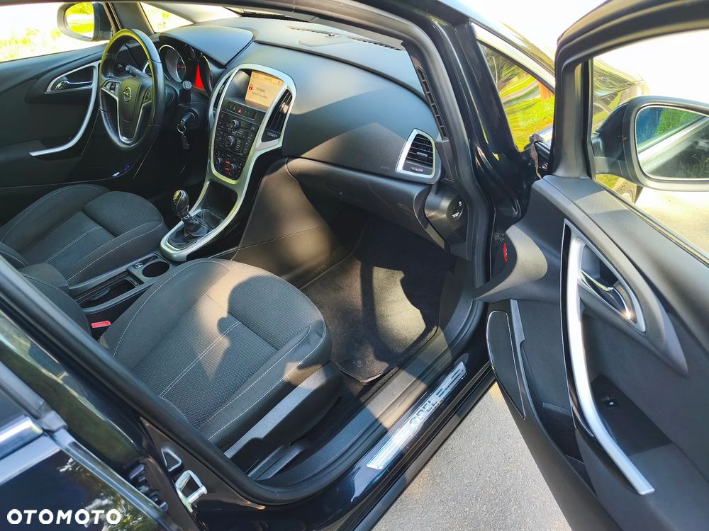Opel Astra 1.4 T Sport - 13