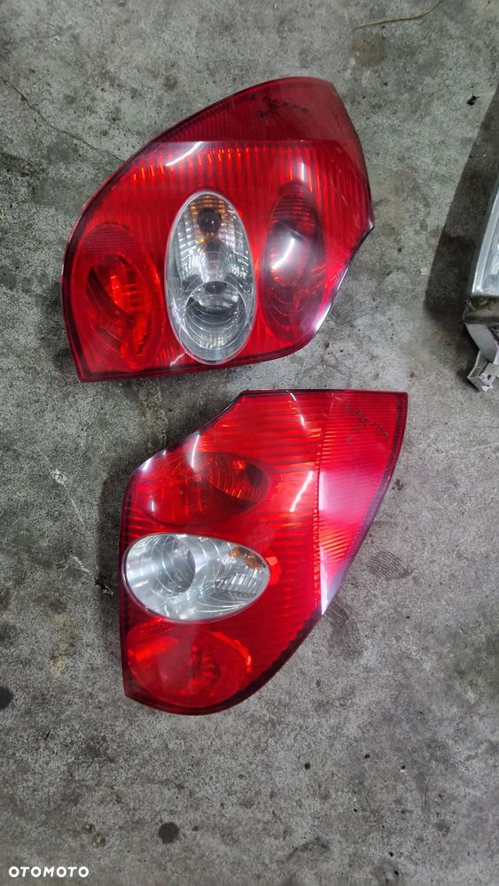 Lampa tył lewa lub prawa Renault Laguna III - 3