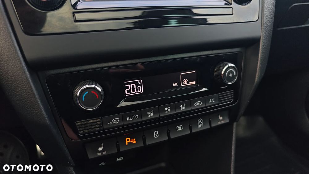 Skoda RAPID 1.2 TSI Edition - 11