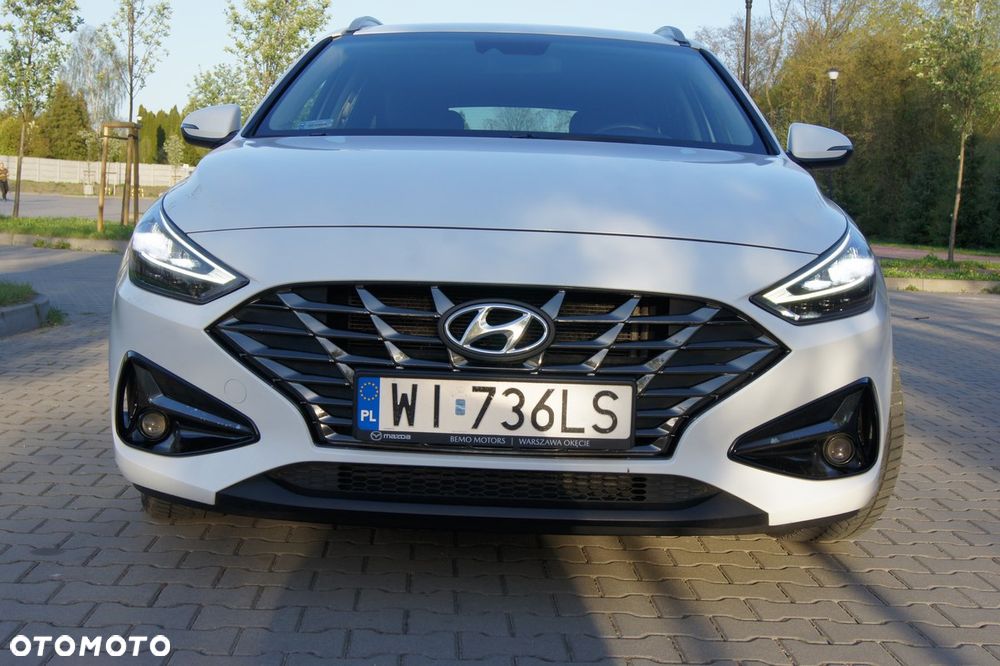 Hyundai i30 1.6 D Comfort - 10