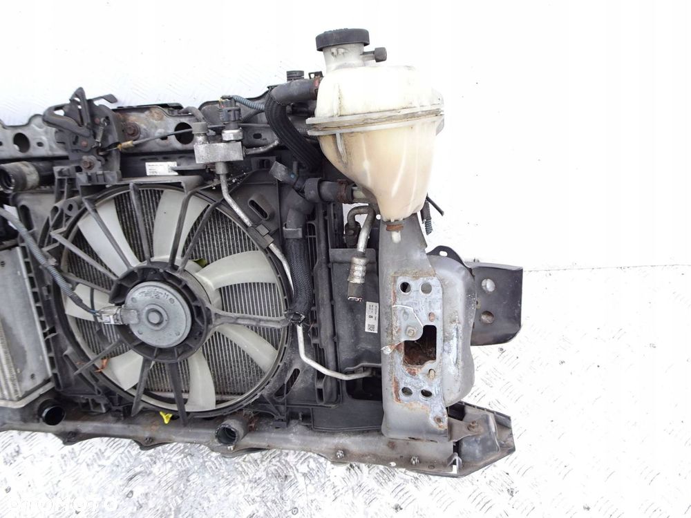 pas przedni chłodnice kpl. toyota yaris iii 1.4 d4d - 7
