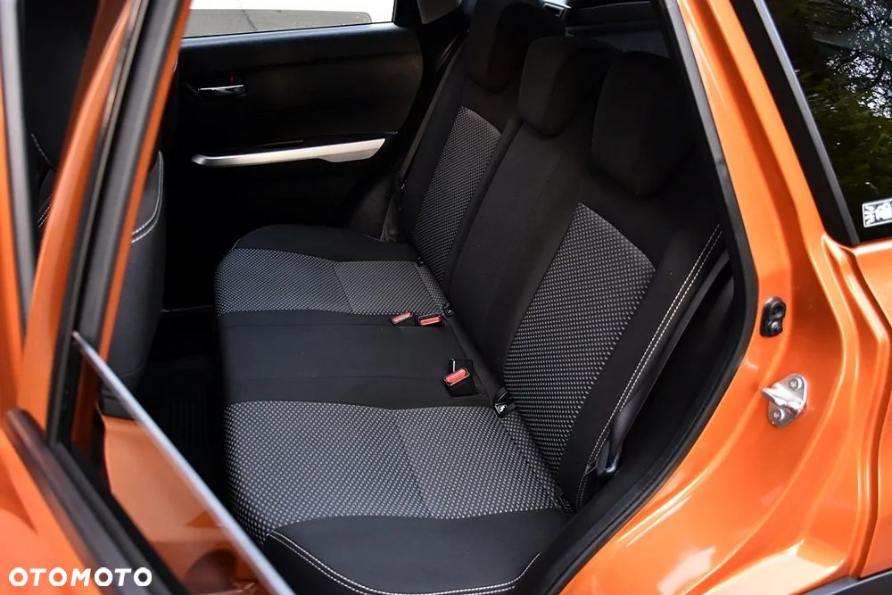 Suzuki Vitara 1.6 DDiS (4x4) Allgrip Comfort+ - 8