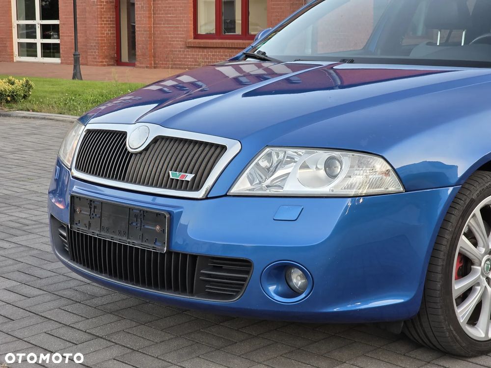 Skoda Octavia 2.0 TDI CR DPF RS - 10