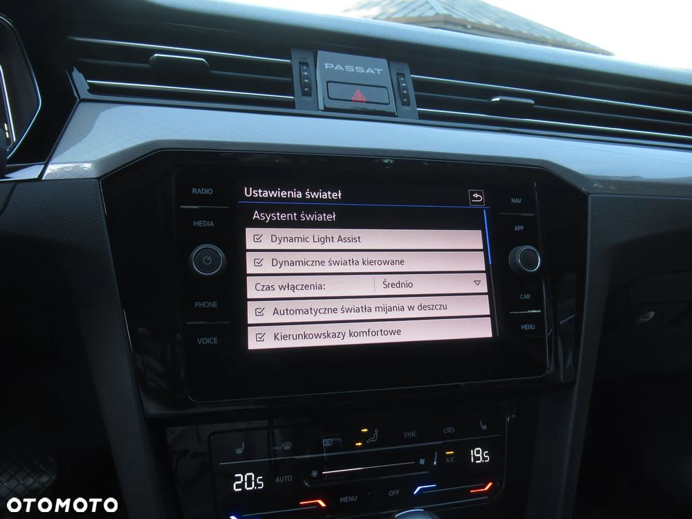 Volkswagen Passat 2.0 TDI EVO Business DSG - 24