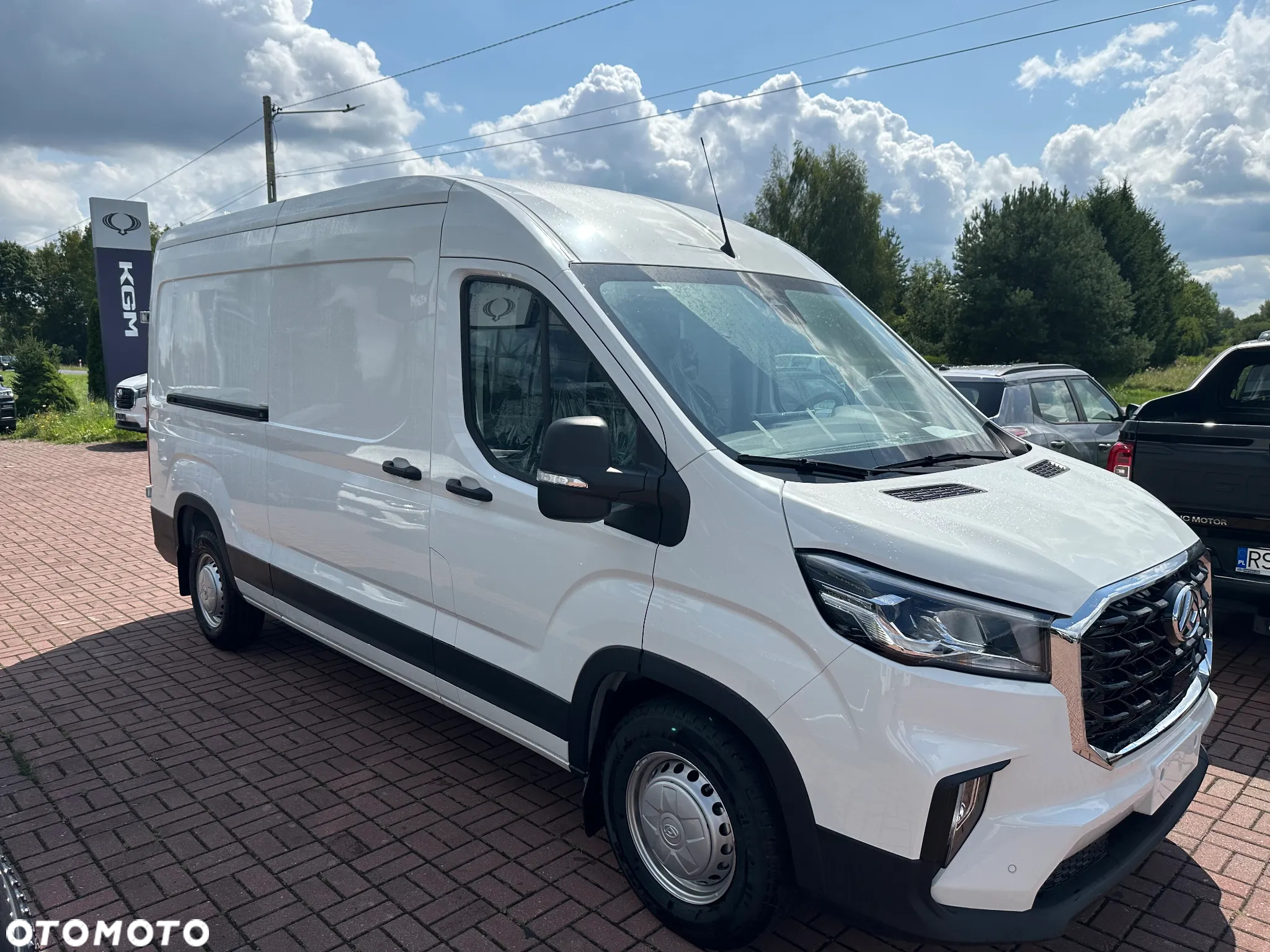 Maxus Deliver 9 - 4