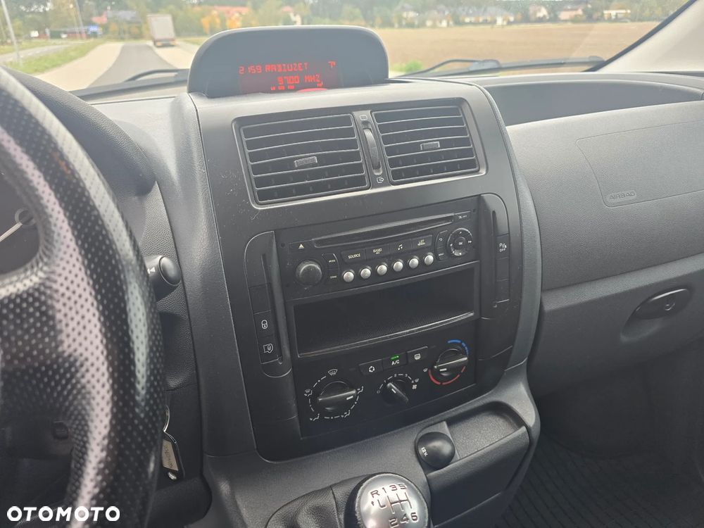 Peugeot Expert - 15