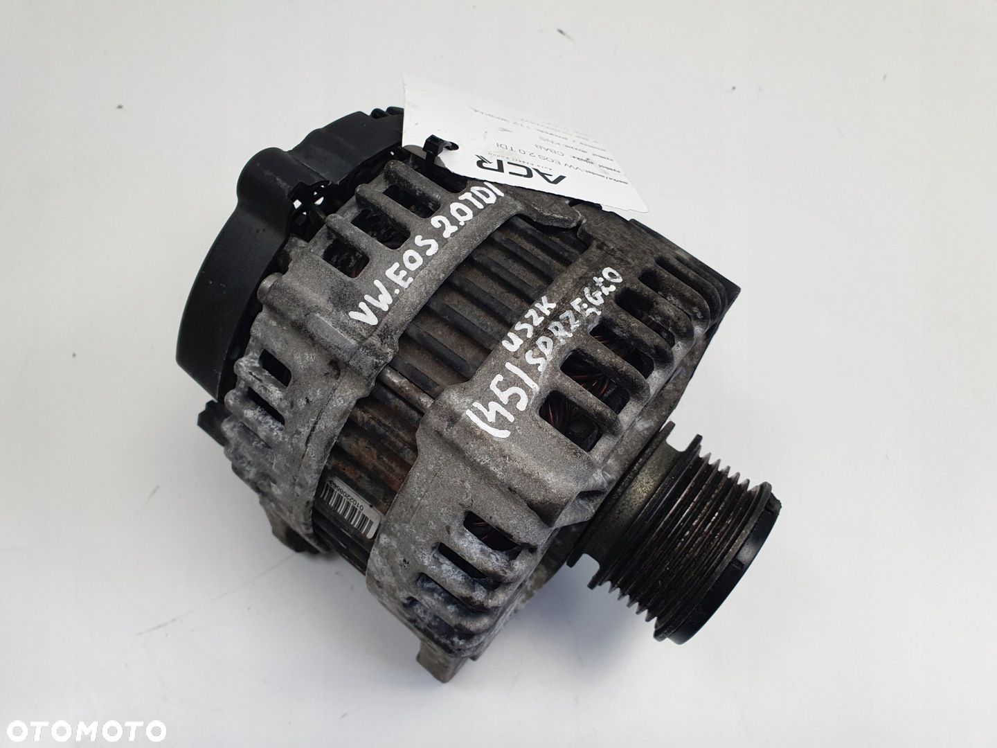 VW Eos 2.0 TDI ALTERNATOR bosch 03G903023 180A - 1